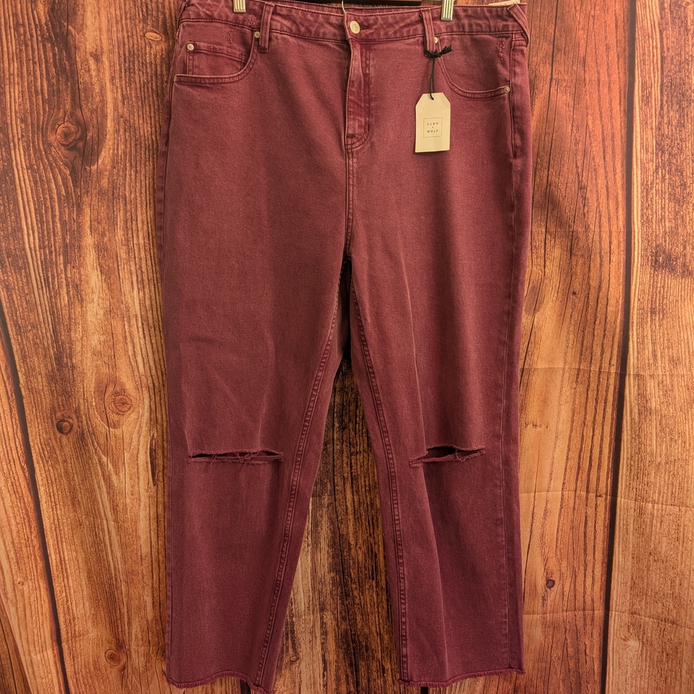 Women's Cleo+Wolf NWT Burgundy Distressed Jeans